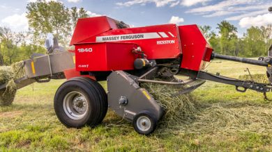 Hesston 5711D Baler