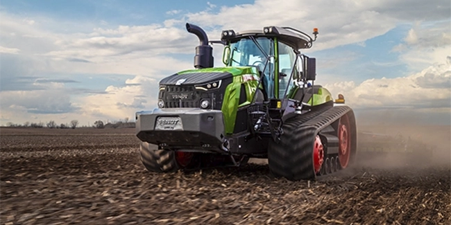 Fendt High-Horsepower VarioMT Series Tracked Tractors